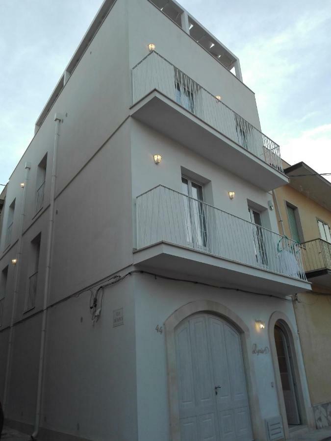 Lyria Hotel Марцамеми Екстериор снимка